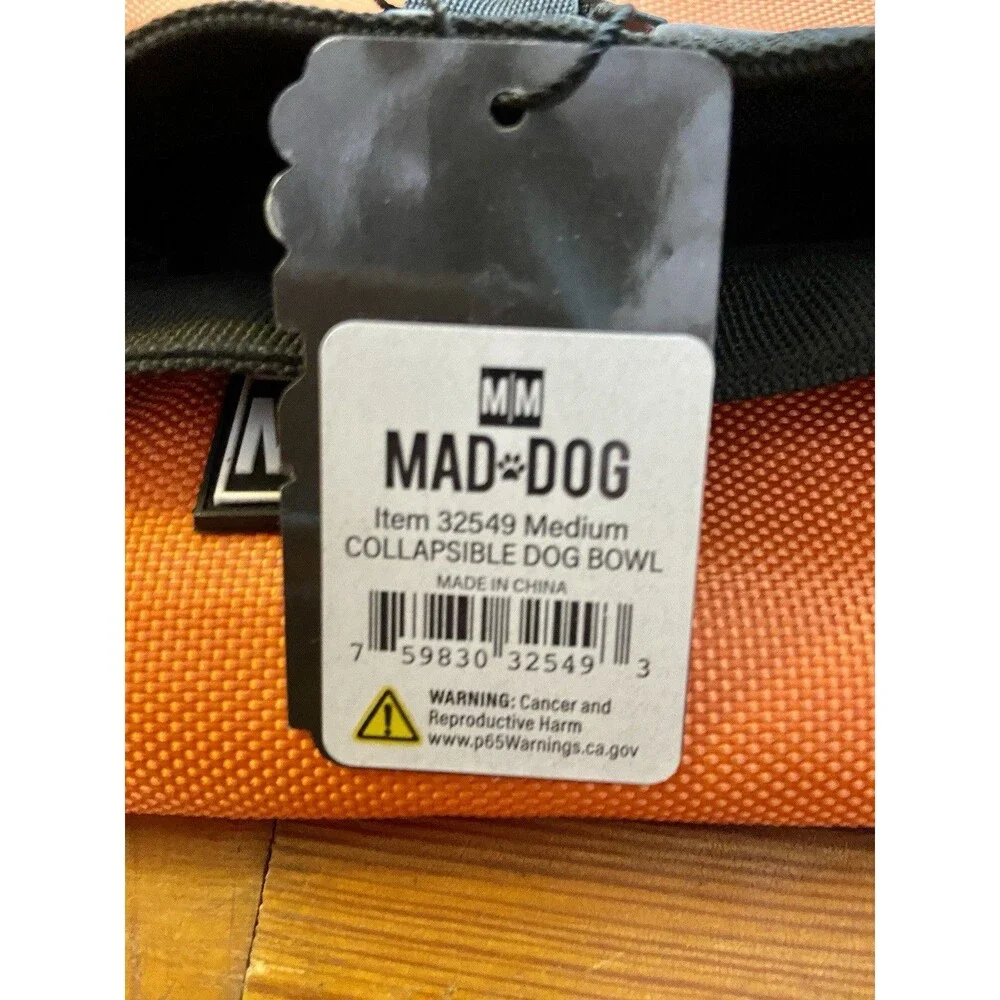 Mad Man Mad Dog Medium Collapsible Dog Bowl